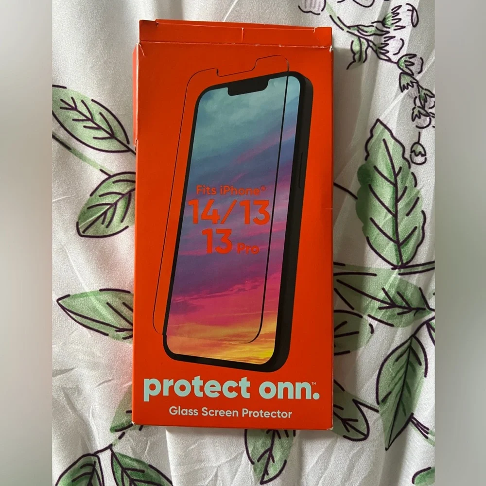 Free with any purchase On Running Glass Screen Protector for iPhone 14/13 Pro